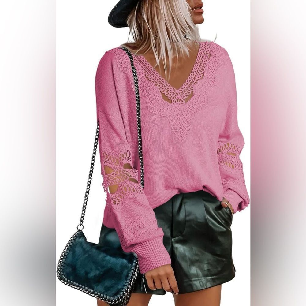 Women’s Pink V-Neck Lace Cutout Dolman Long Sleeve Sweater Size M NWT